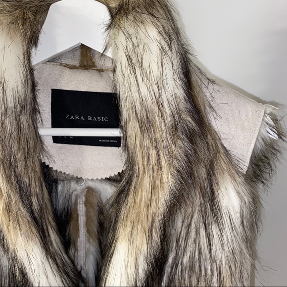 ZARA BASIC Faux Fur Vest - Picture 1 of 8